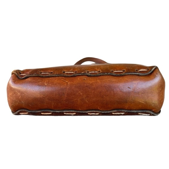 VTG Distressed Leather Boho Saddle Flap Purse Decorative Stitching Braid Detail - Picture 6 of 14